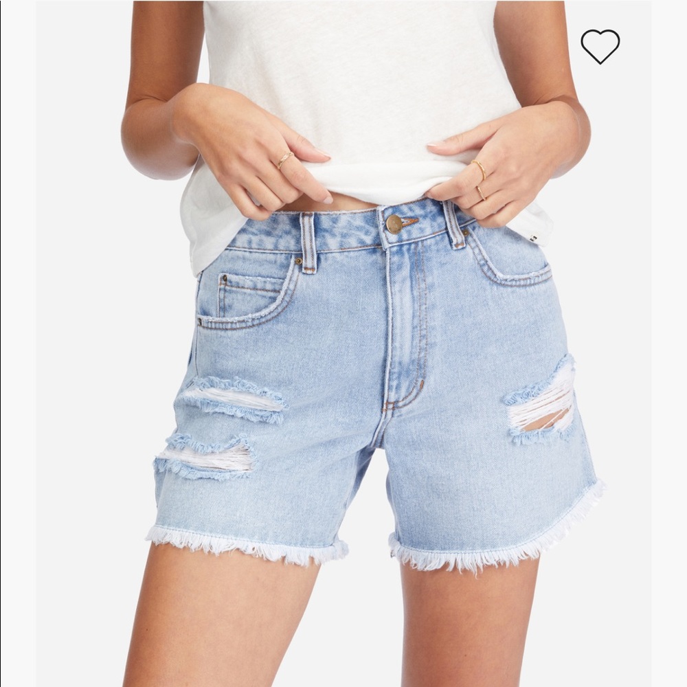 NWT Billabong “How Bout that Indigo” Denim Shorts 25